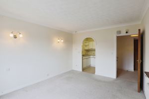 LIVING ROOM- click for photo gallery